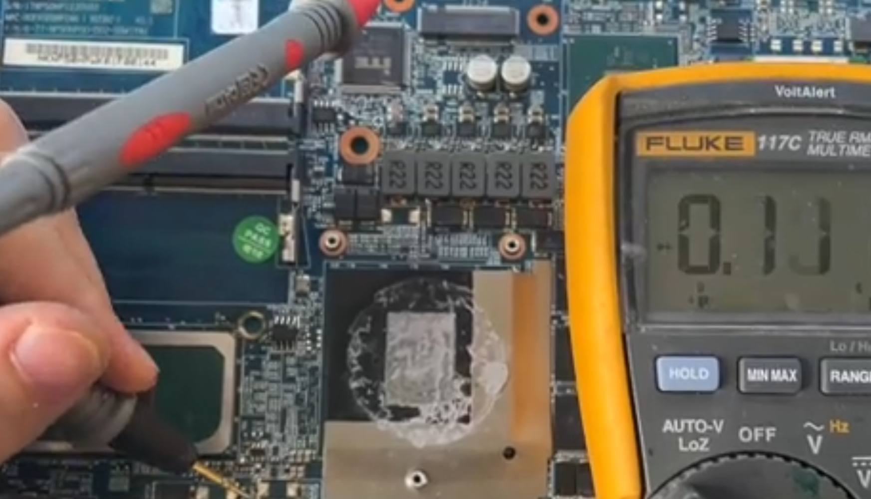 華碩FA506QR筆記本開不開機屏幕不顯示 華碩天選2主板維修點 技術資訊 第1張